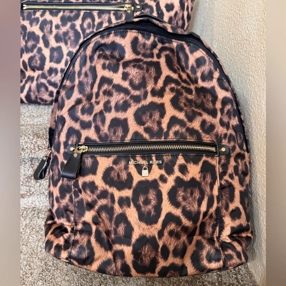 Michael Kors Kelsey Leopard Nylon Travel Set: Large Backpack & Tote Bag - Picture 2 of 16